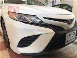 تۆیۆتا کامری